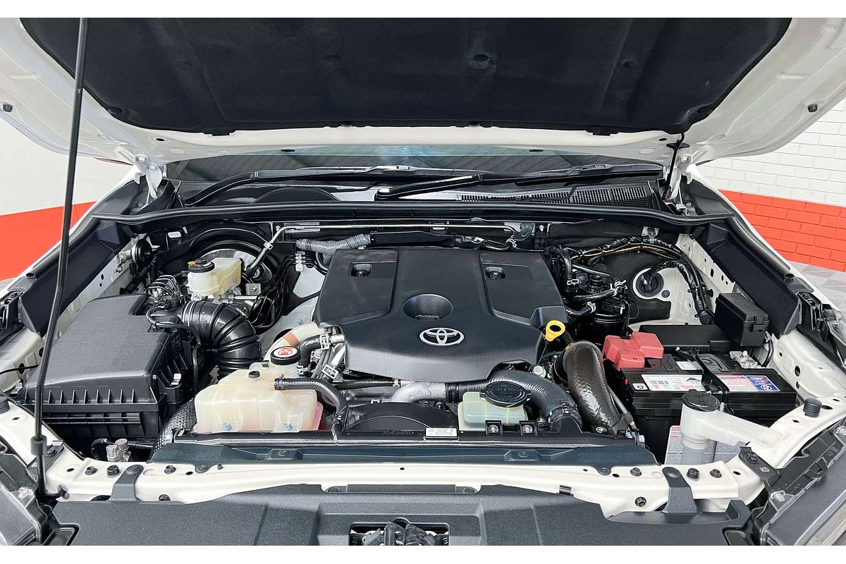 2020 Toyota Hilux SR5 GUN126R 4X4