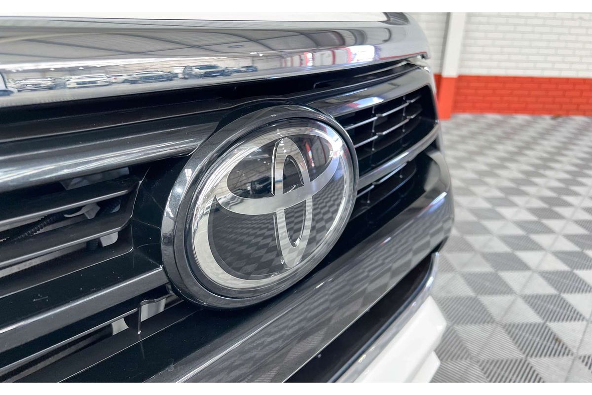 2020 Toyota Hilux SR5 GUN126R 4X4