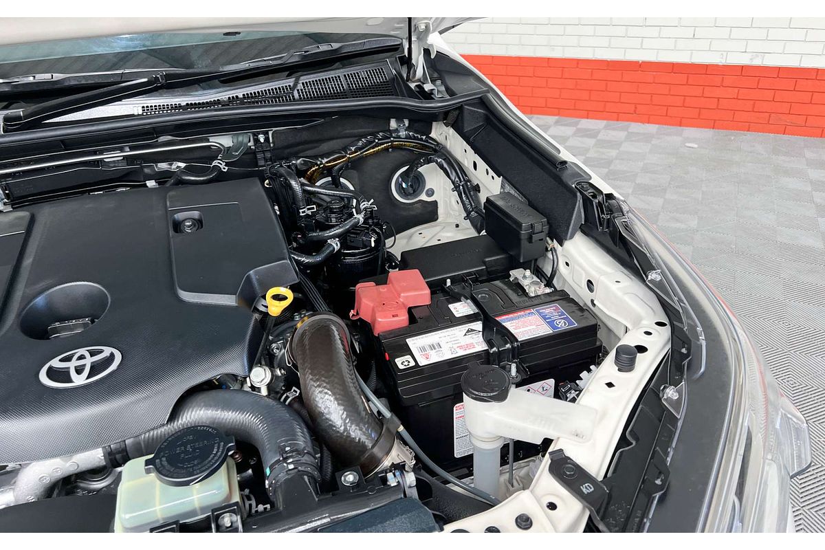 2020 Toyota Hilux SR5 GUN126R 4X4