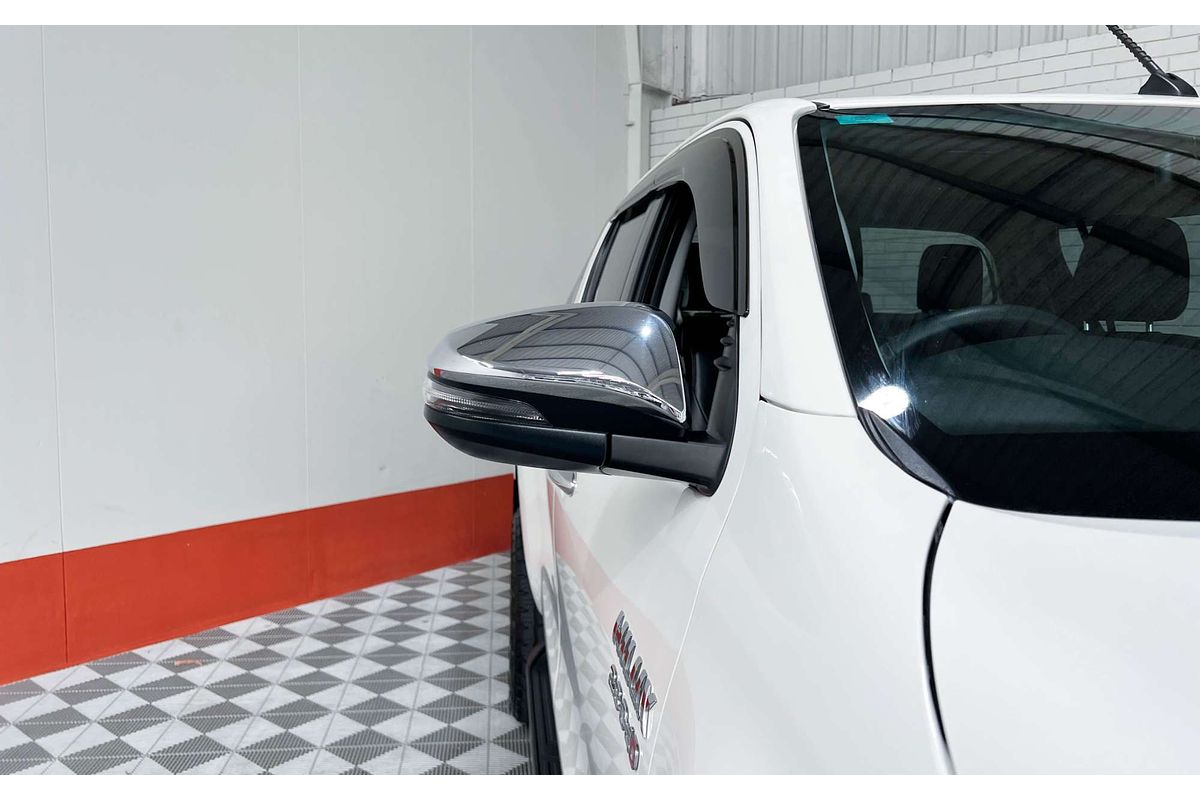 2020 Toyota Hilux SR5 GUN126R 4X4