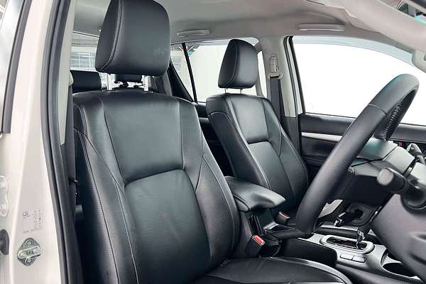2020 Toyota Hilux SR5 GUN126R 4X4