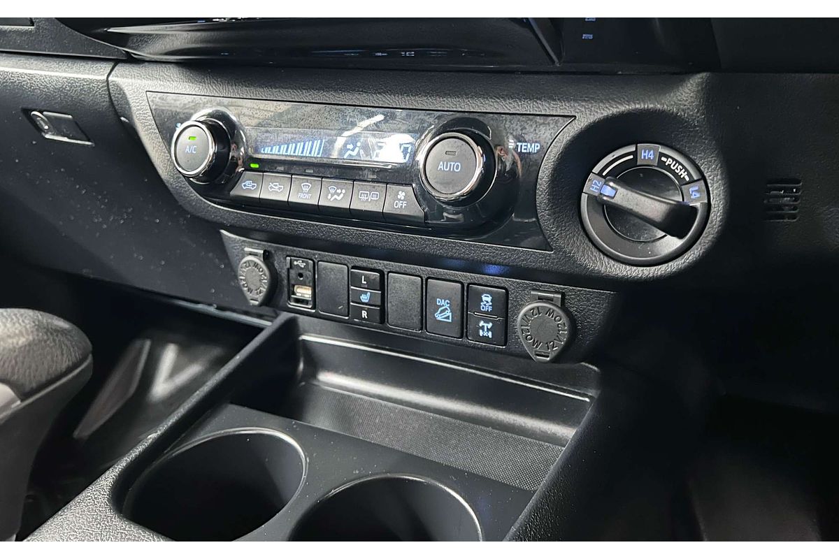 2020 Toyota Hilux SR5 GUN126R 4X4