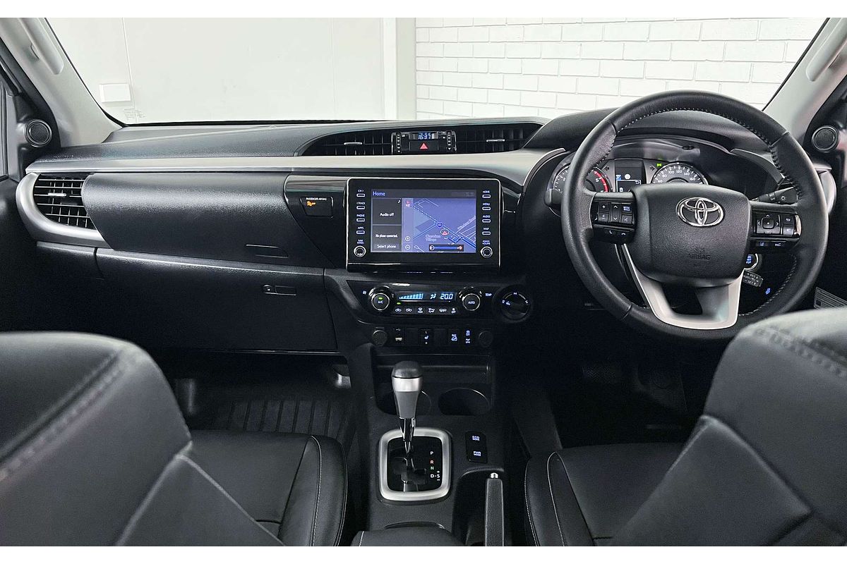 2020 Toyota Hilux SR5 GUN126R 4X4