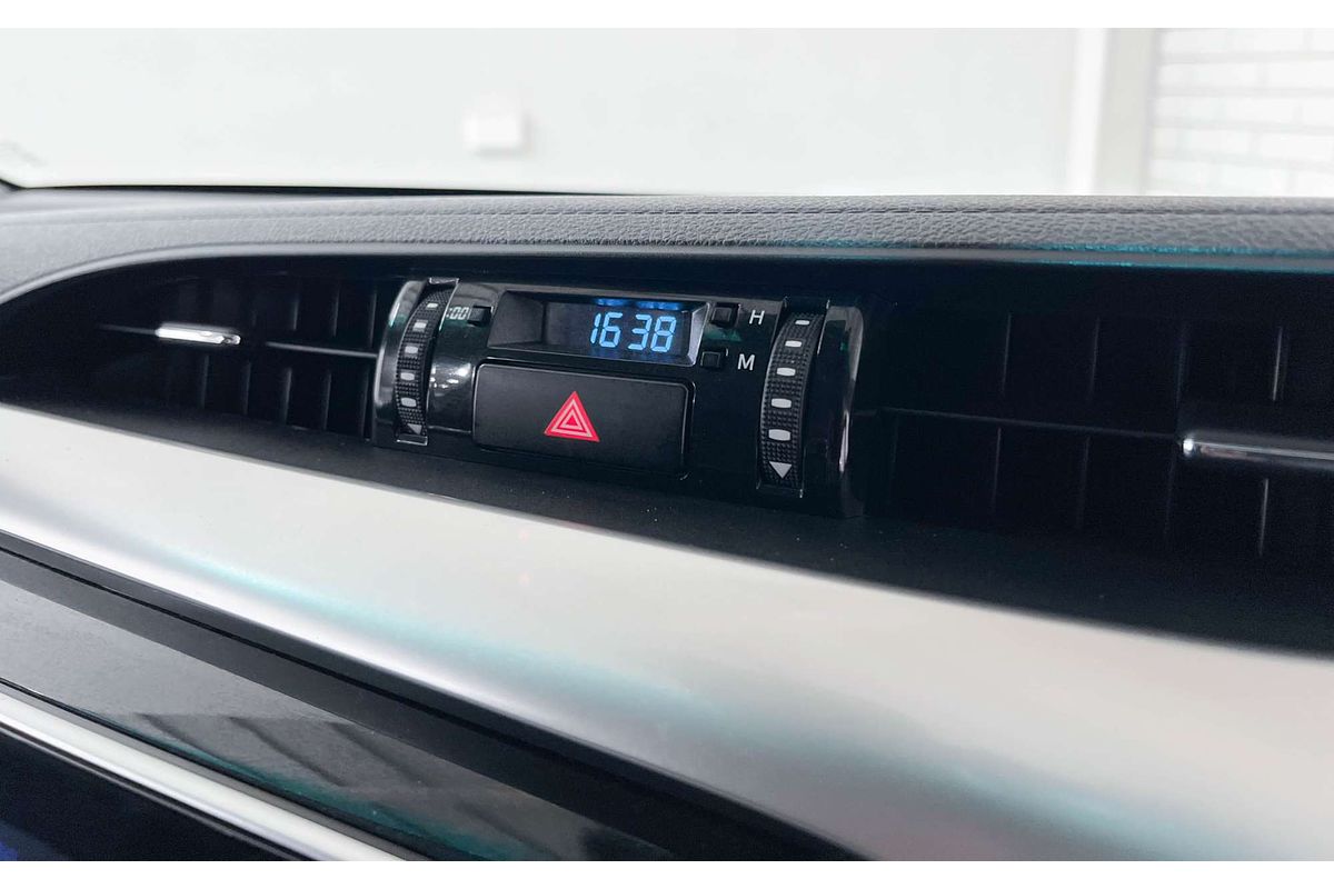 2020 Toyota Hilux SR5 GUN126R 4X4
