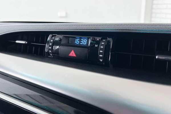 2020 Toyota Hilux SR5 GUN126R 4X4