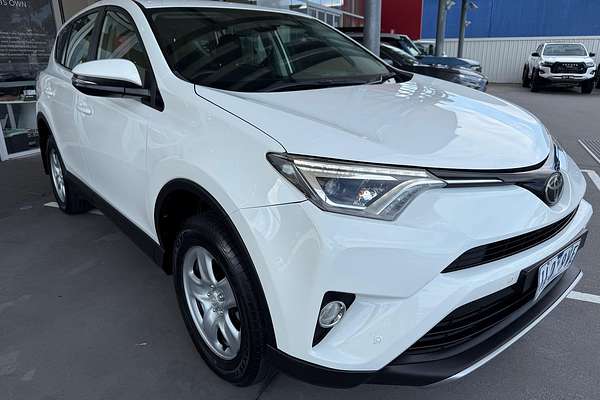 2017 Toyota RAV4 GX ZSA42R