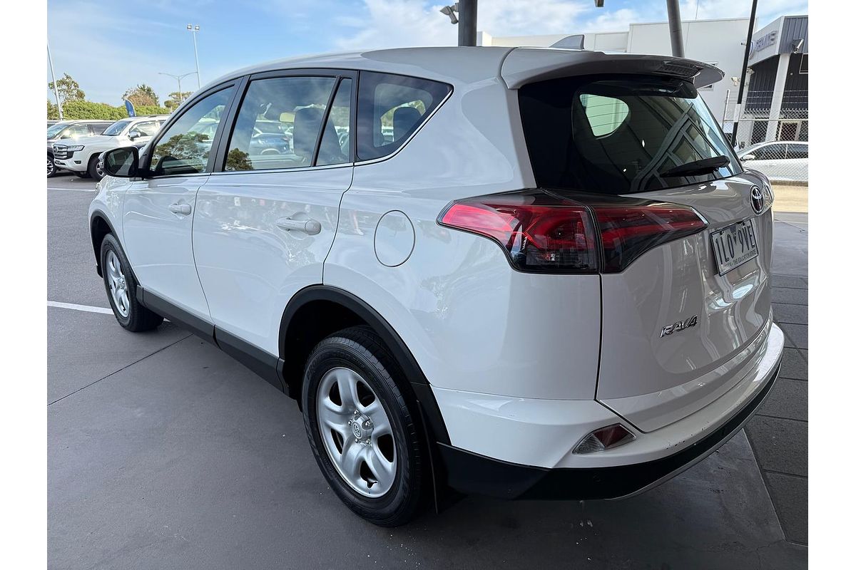 2017 Toyota RAV4 GX ZSA42R
