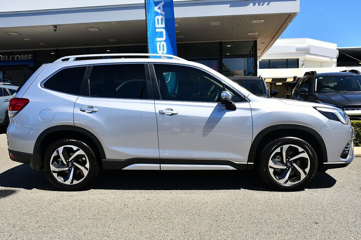 2024 Subaru Forester 2.5i-S S5