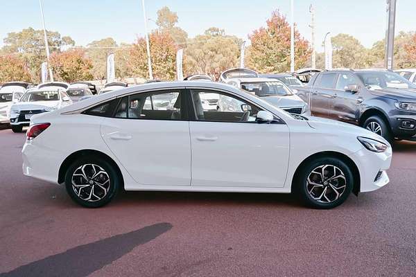 2024 MG MG5 Vibe