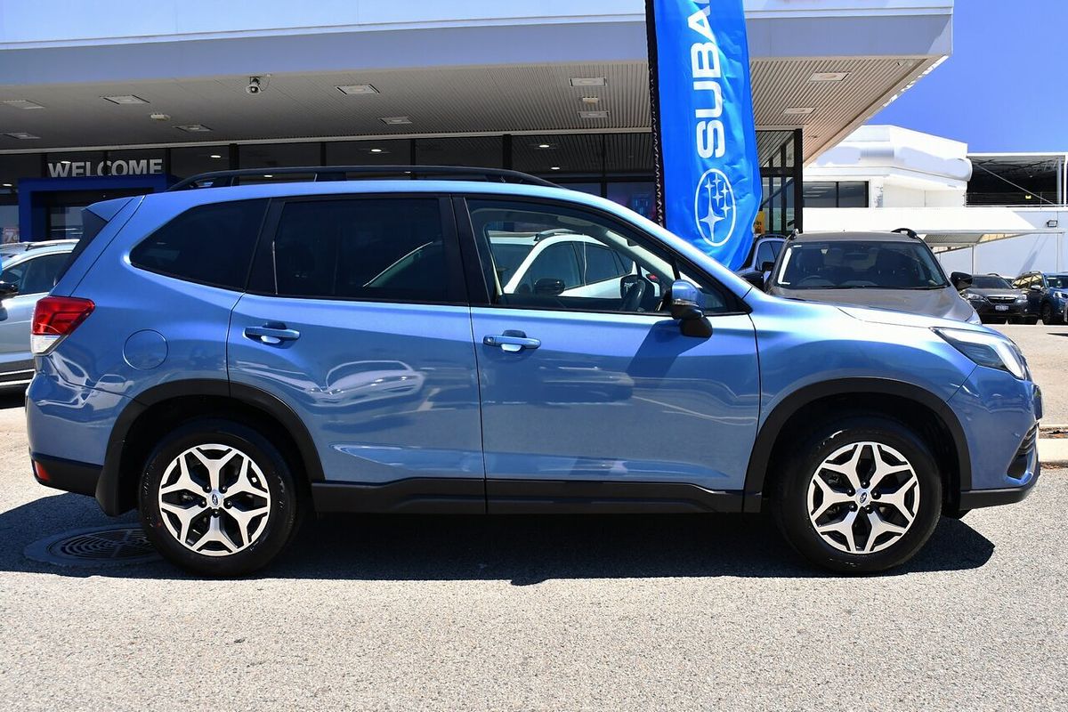 2023 Subaru Forester 2.5i S5