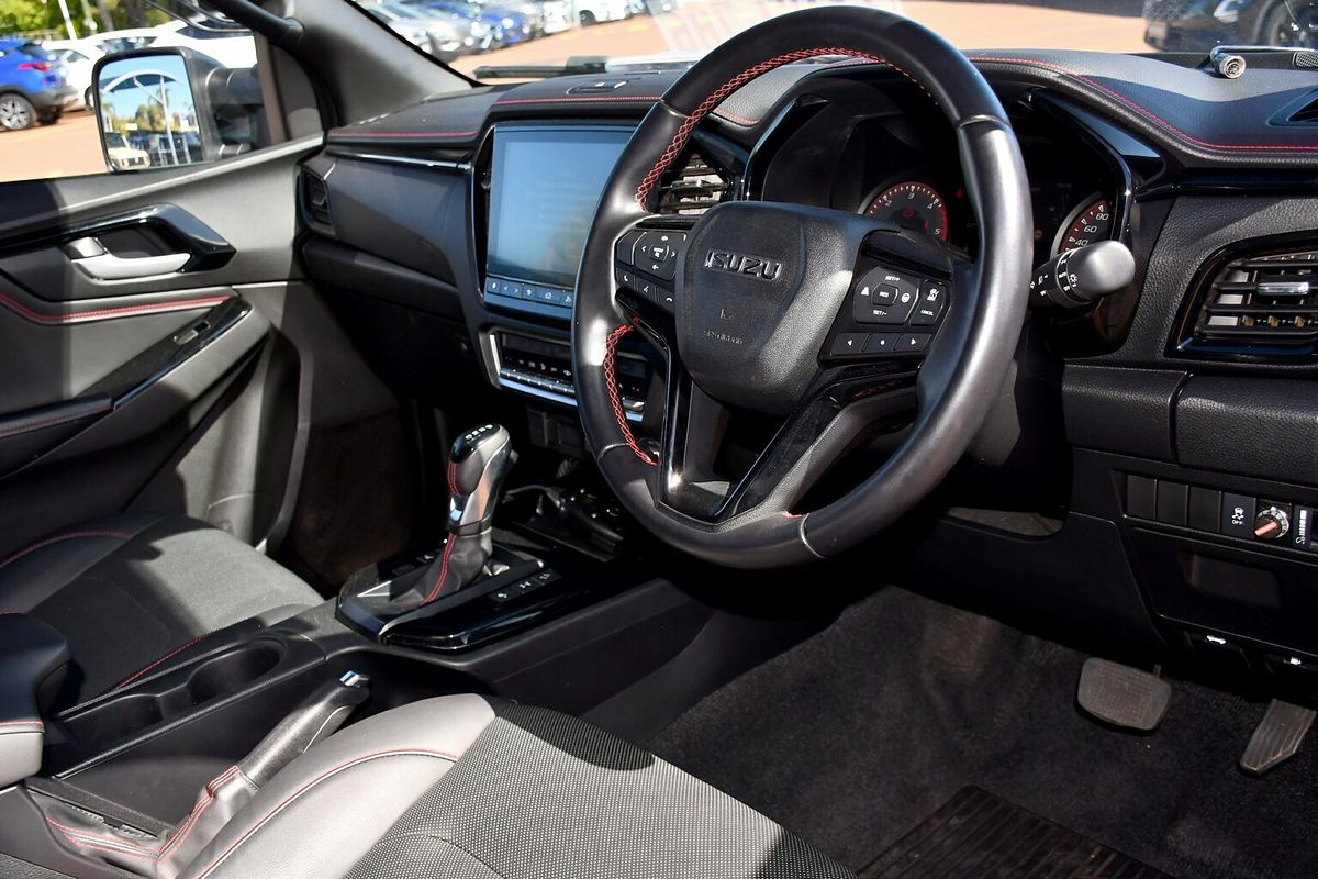 2022 Isuzu D-MAX X-TERRAIN 4X4
