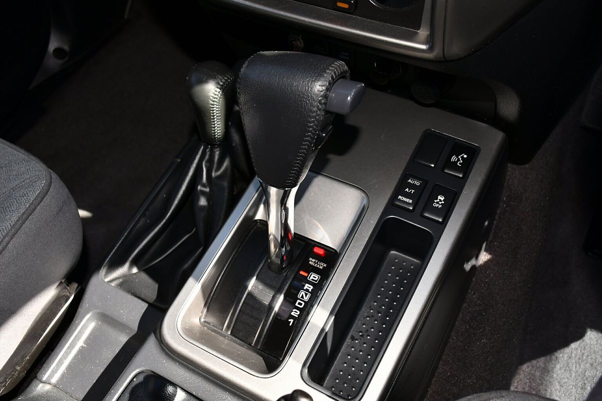 2016 Nissan Patrol N-TEC Y61