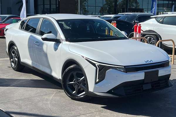 2025 Kia K4 S CL4m