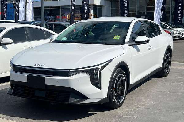 2025 Kia K4 Sport+ CL4m