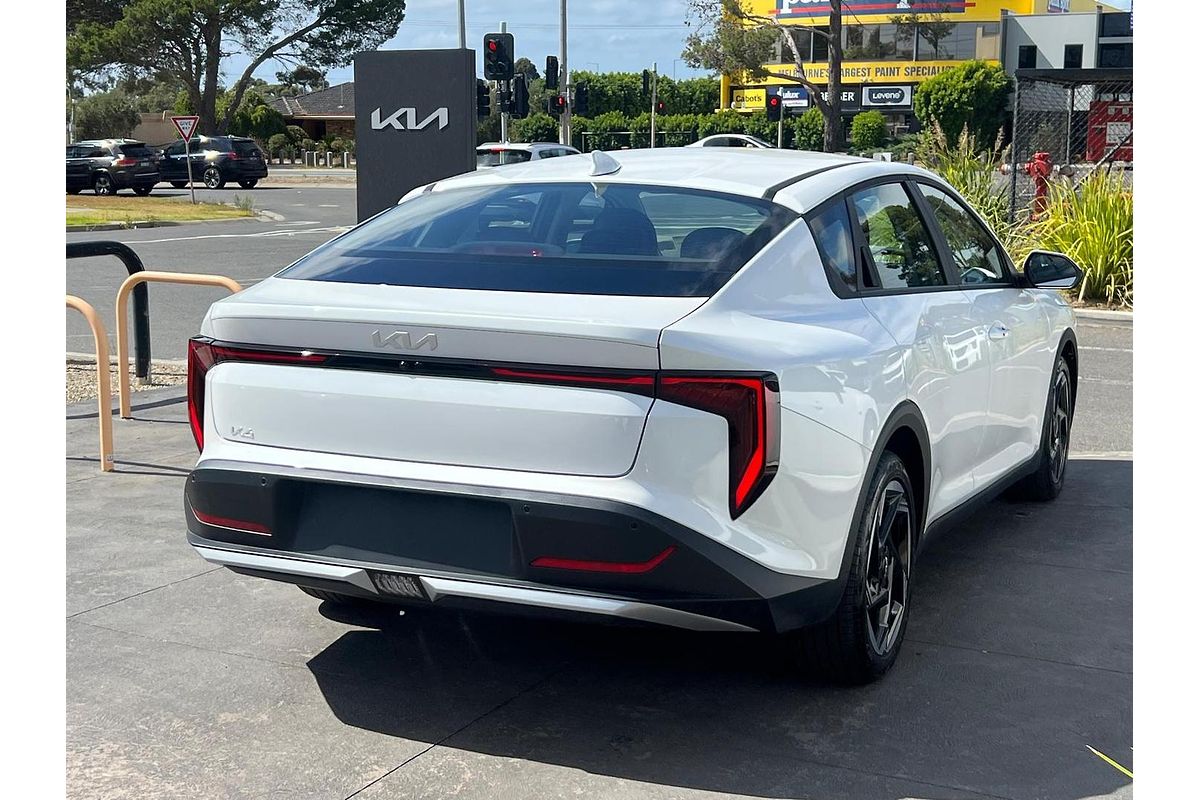 2025 Kia K4 Sport+ CL4m