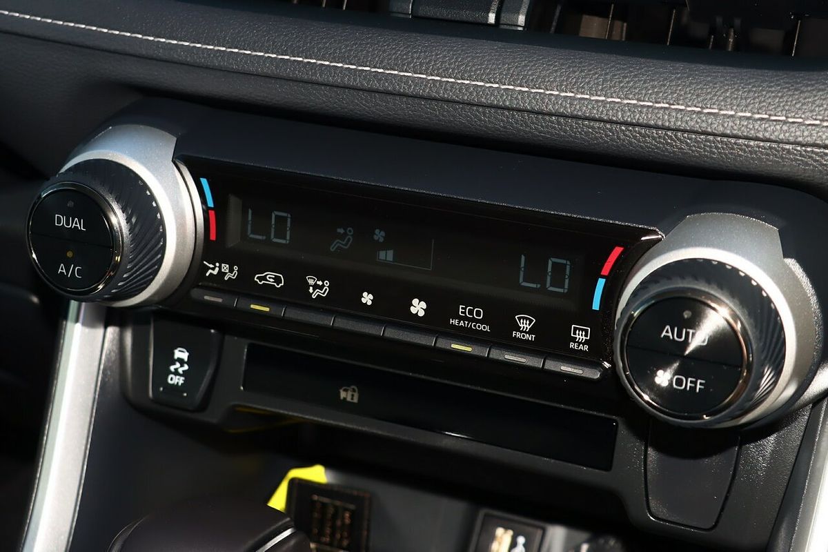 2024 Toyota RAV4 GXL AXAH54R