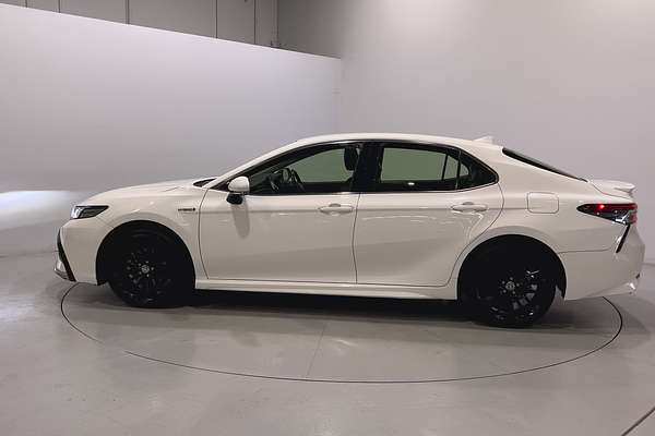 2021 Toyota Camry SX AXVH70R