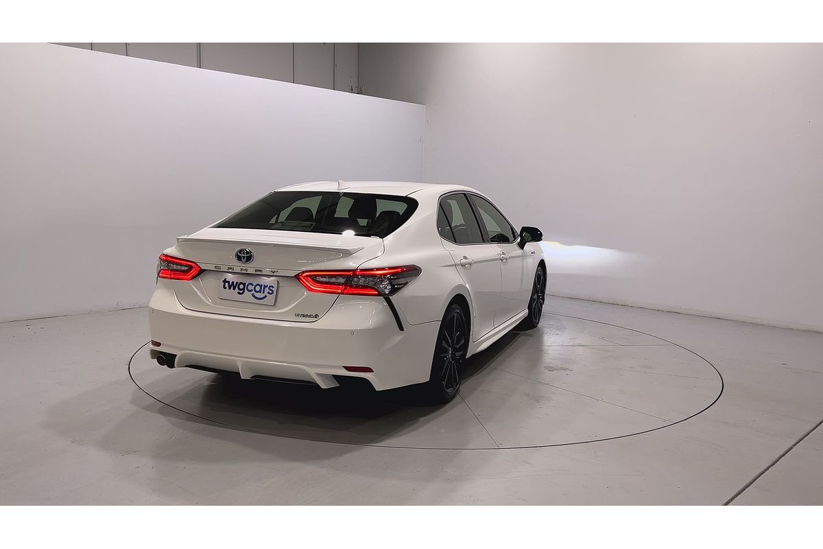 2021 Toyota Camry SX AXVH70R
