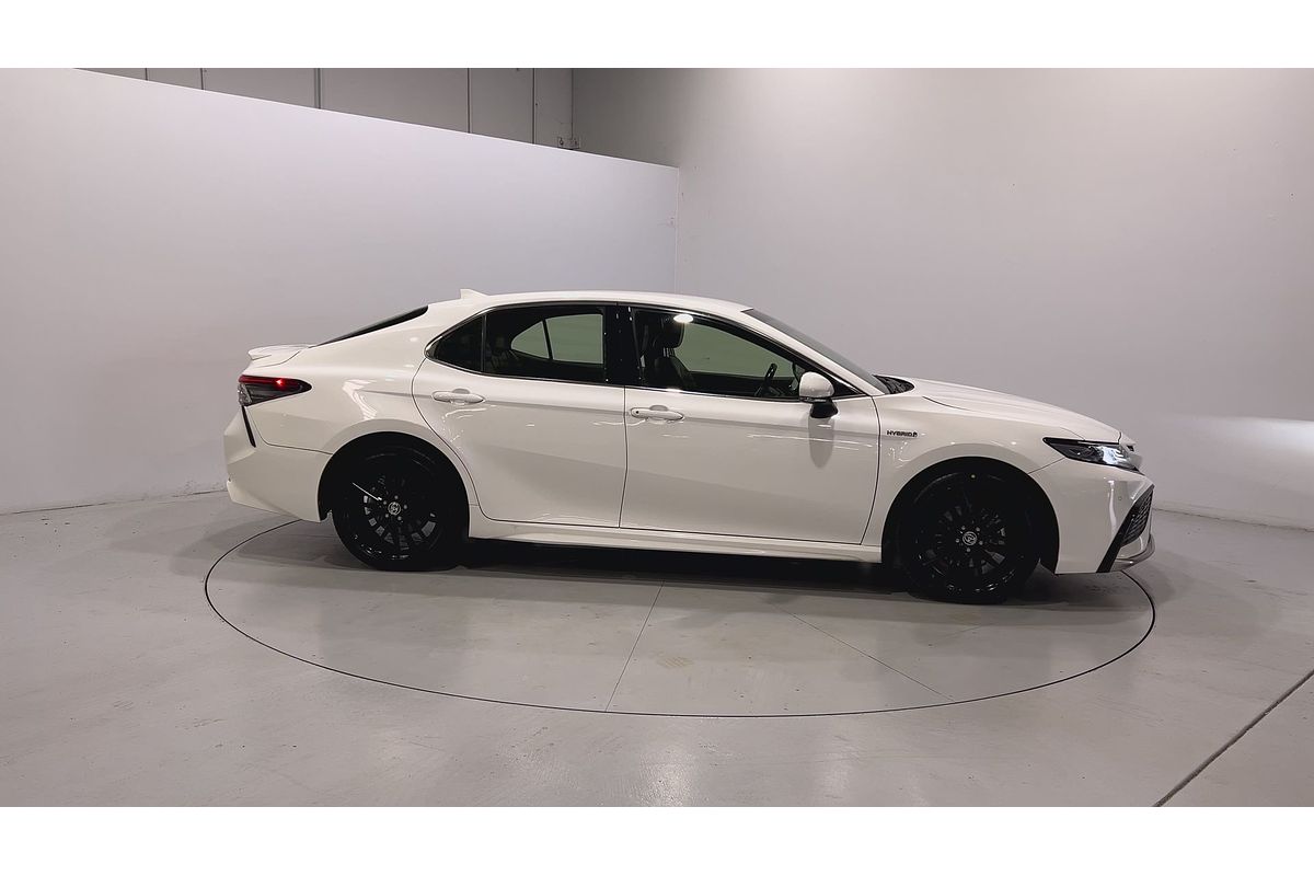 2021 Toyota Camry SX AXVH70R