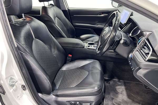 2021 Toyota Camry SX AXVH70R