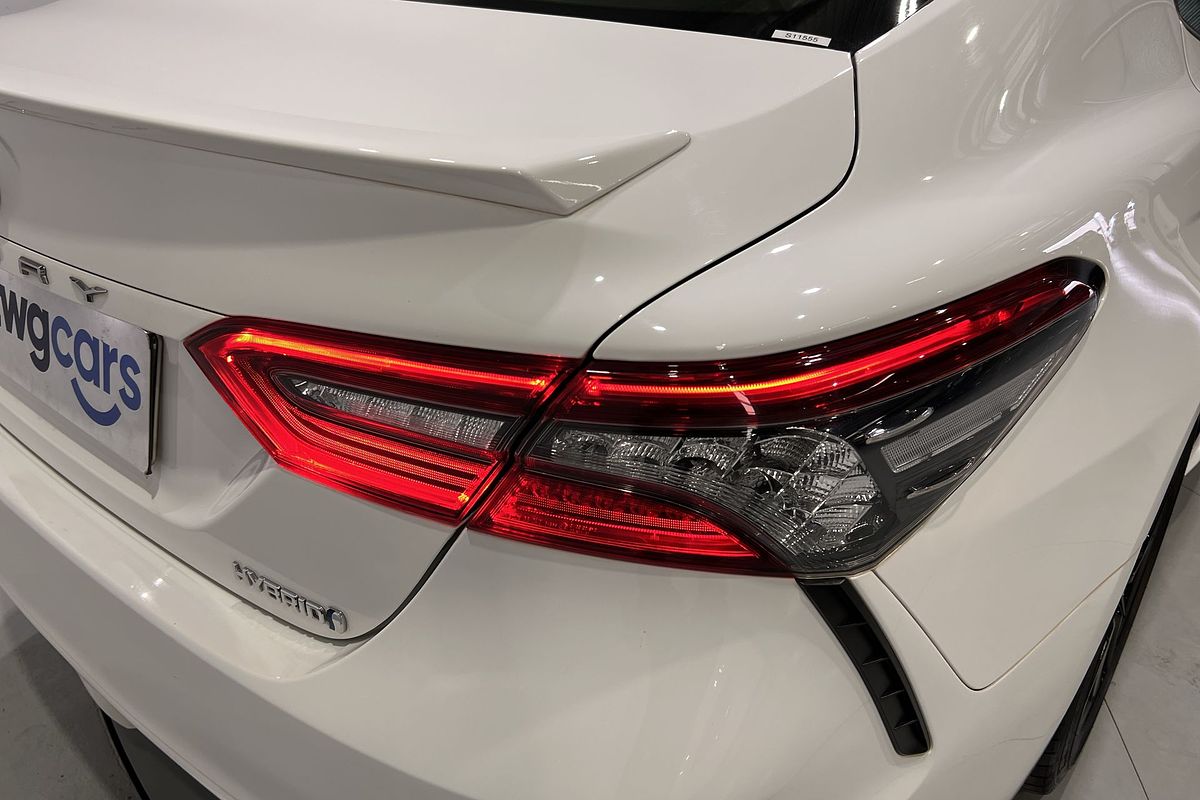 2021 Toyota Camry SX AXVH70R