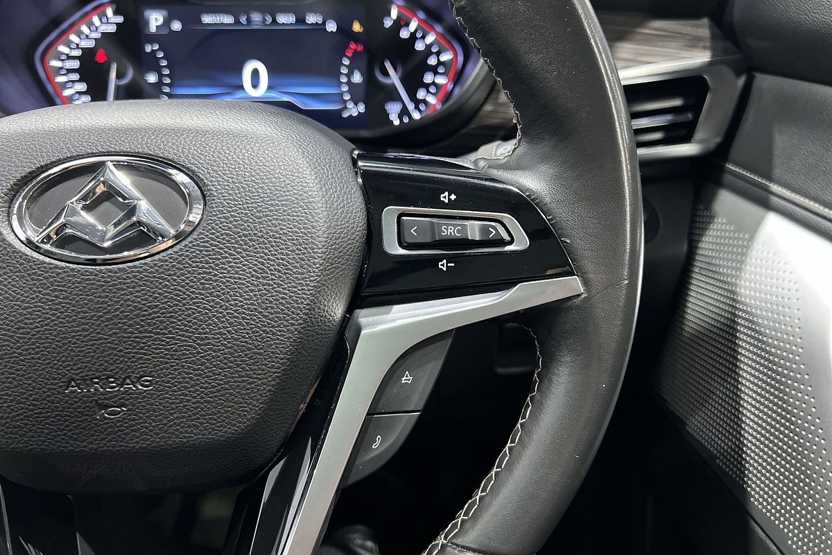 2018 LDV D90 Luxe SV9A