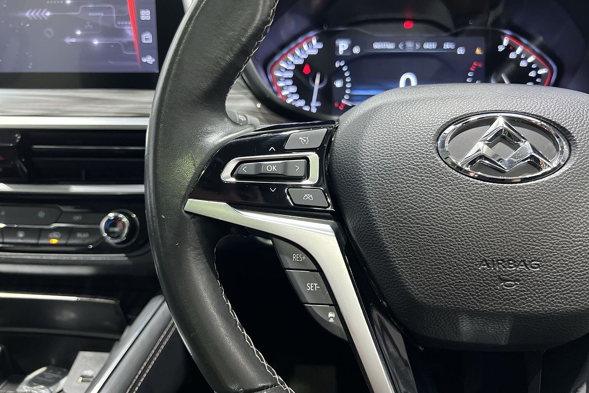 2018 LDV D90 Luxe SV9A