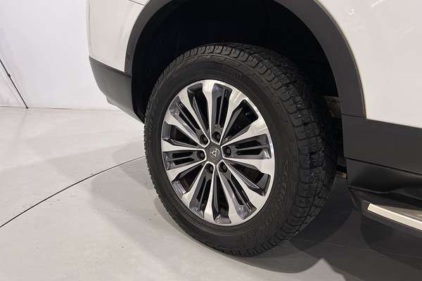 2018 LDV D90 Luxe SV9A