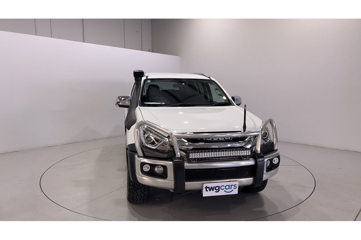 2020 Isuzu MU-X LS-T