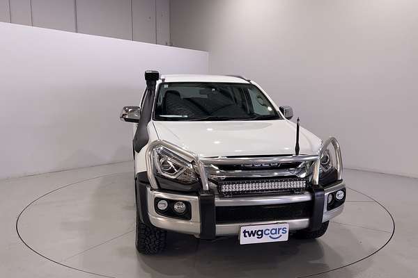 2020 Isuzu MU-X LS-T