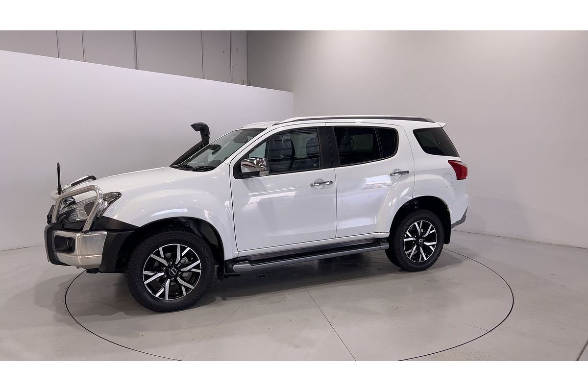 2020 Isuzu MU-X LS-T