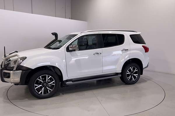 2020 Isuzu MU-X LS-T