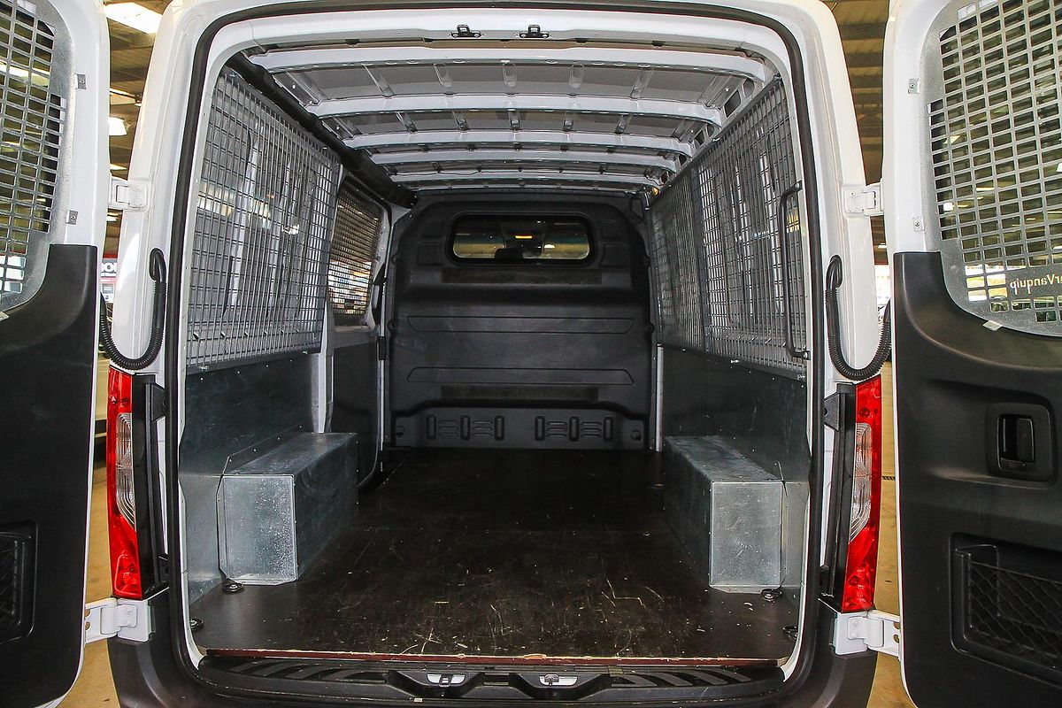 2022 Mercedes-Benz Sprinter 315CDI VS30 SWB