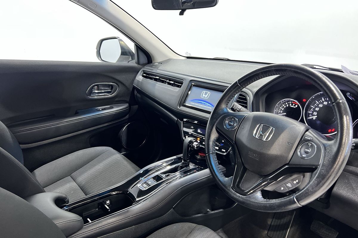 2017 Honda HR-V VTi-S