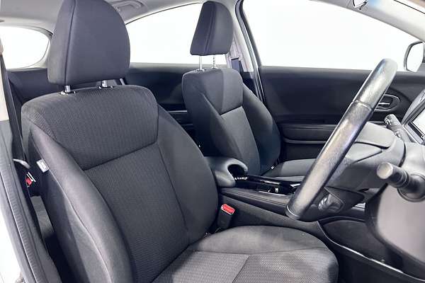2017 Honda HR-V VTi-S