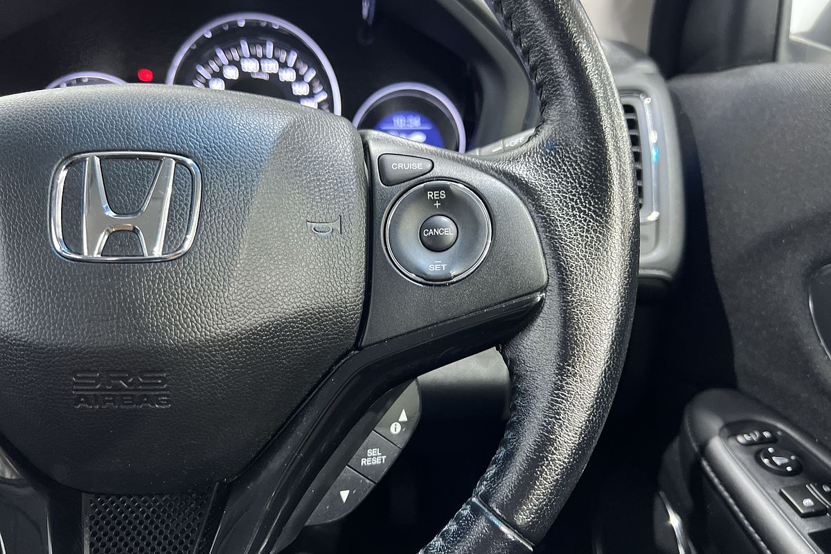 2017 Honda HR-V VTi-S
