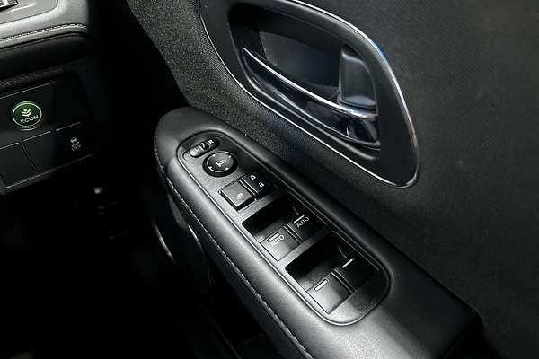2017 Honda HR-V VTi-S