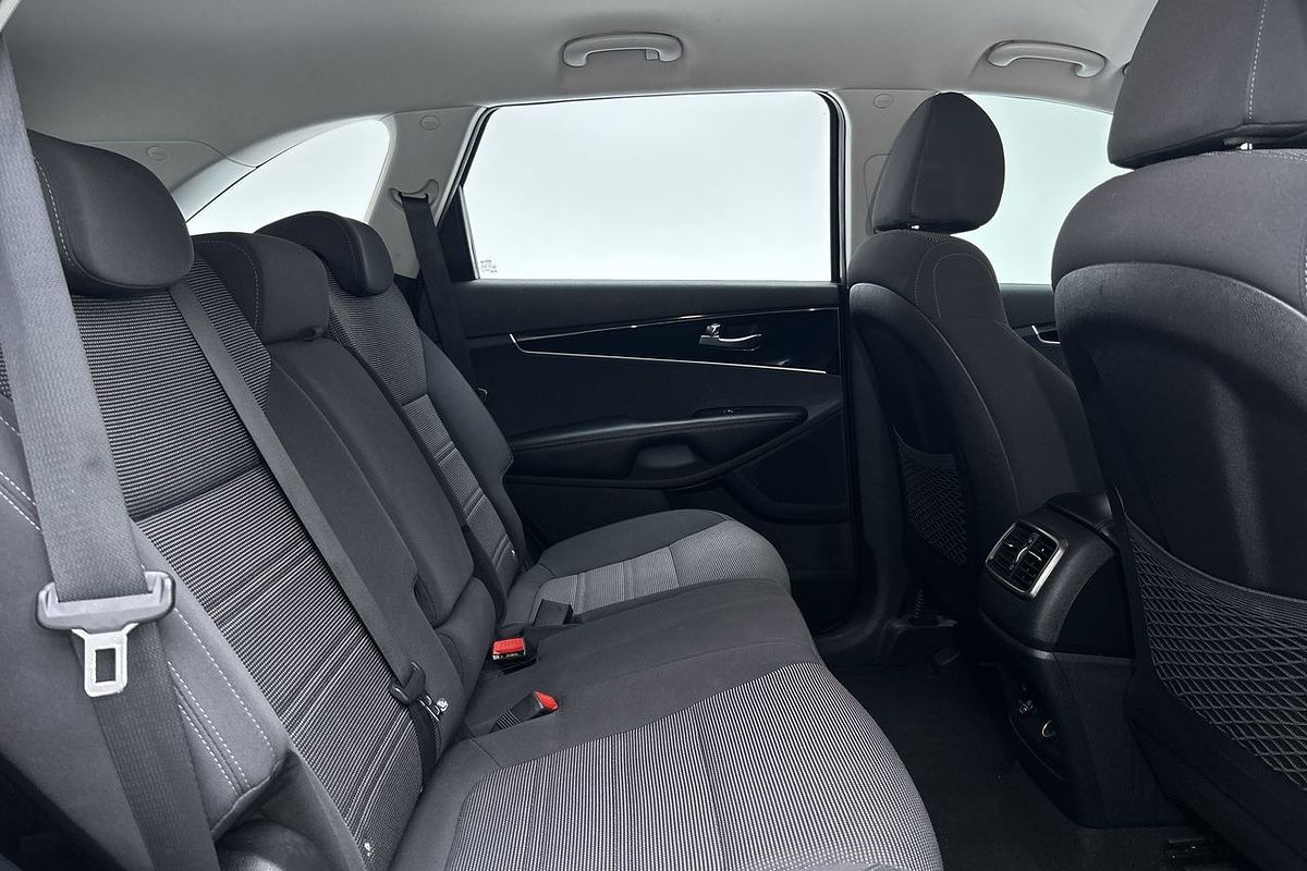 2017 Kia Sorento Si UM