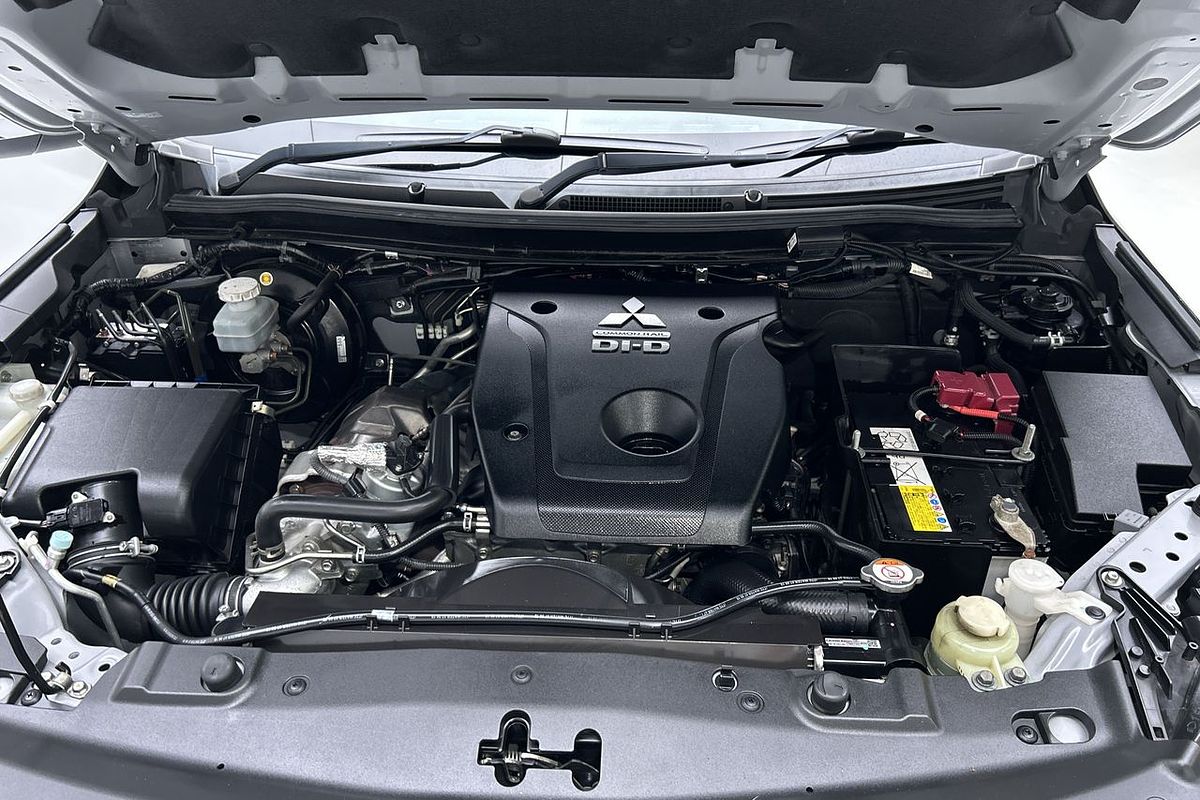 2019 Mitsubishi Triton GLS MR 4X4