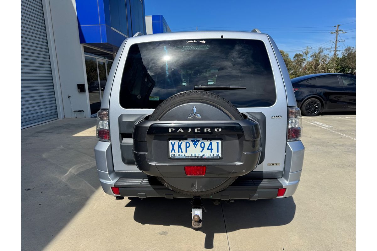 2010 Mitsubishi Pajero GLS NT