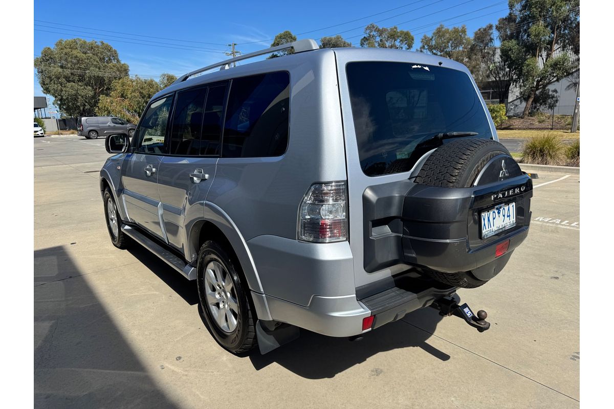 2010 Mitsubishi Pajero GLS NT
