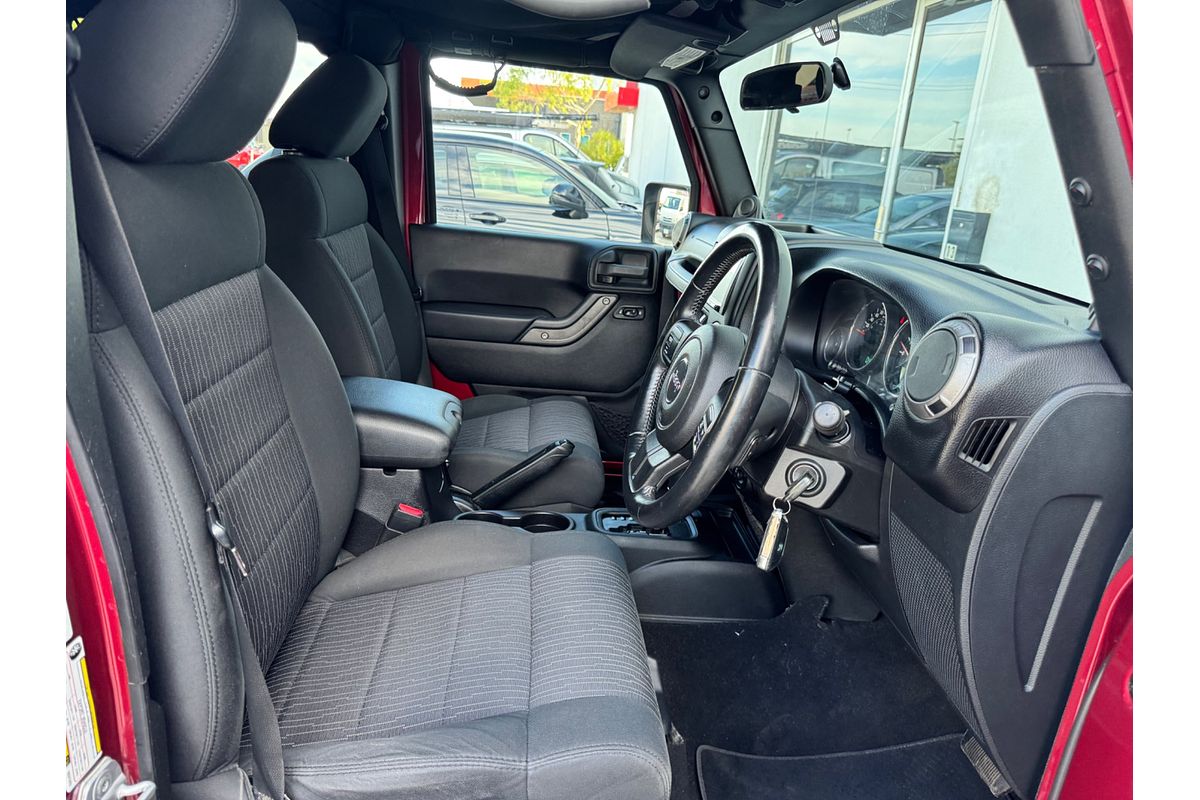 2011 Jeep Wrangler Unlimited Sport JK