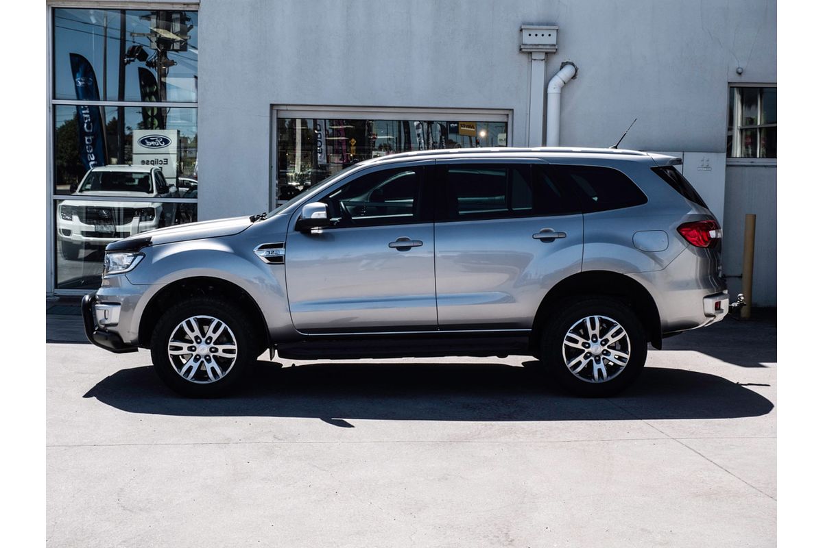2017 Ford Everest Trend UA