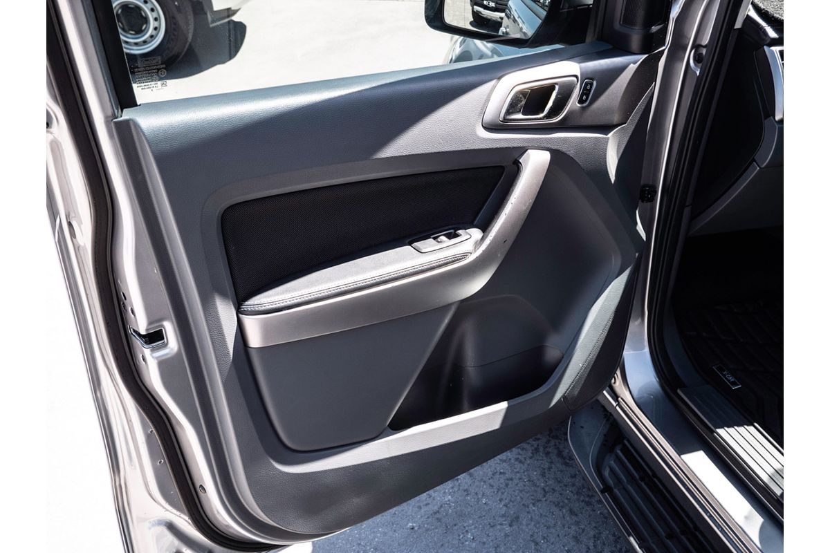 2017 Ford Everest Trend UA