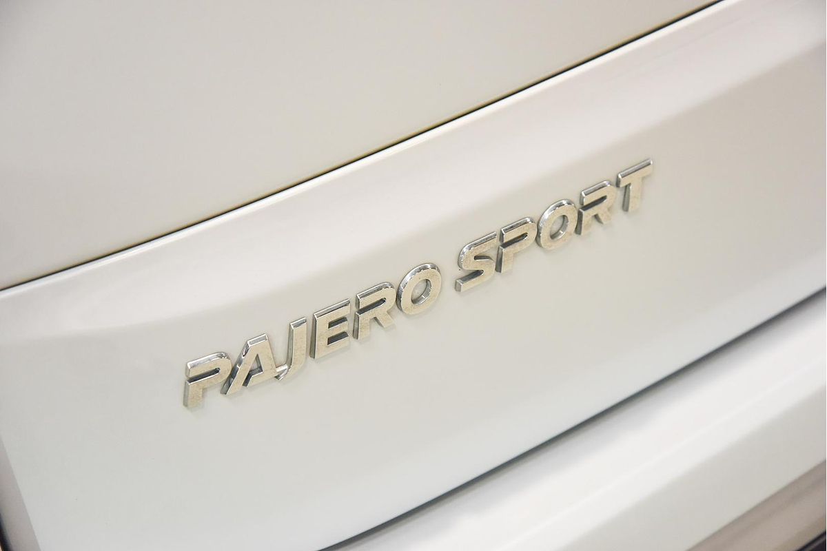 2022 Mitsubishi Pajero Sport GLS QF
