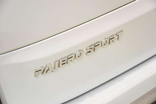 2022 Mitsubishi Pajero Sport GLS QF
