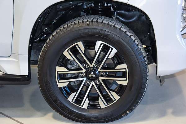 2022 Mitsubishi Pajero Sport GLS QF
