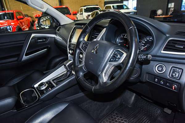 2022 Mitsubishi Pajero Sport GLS QF