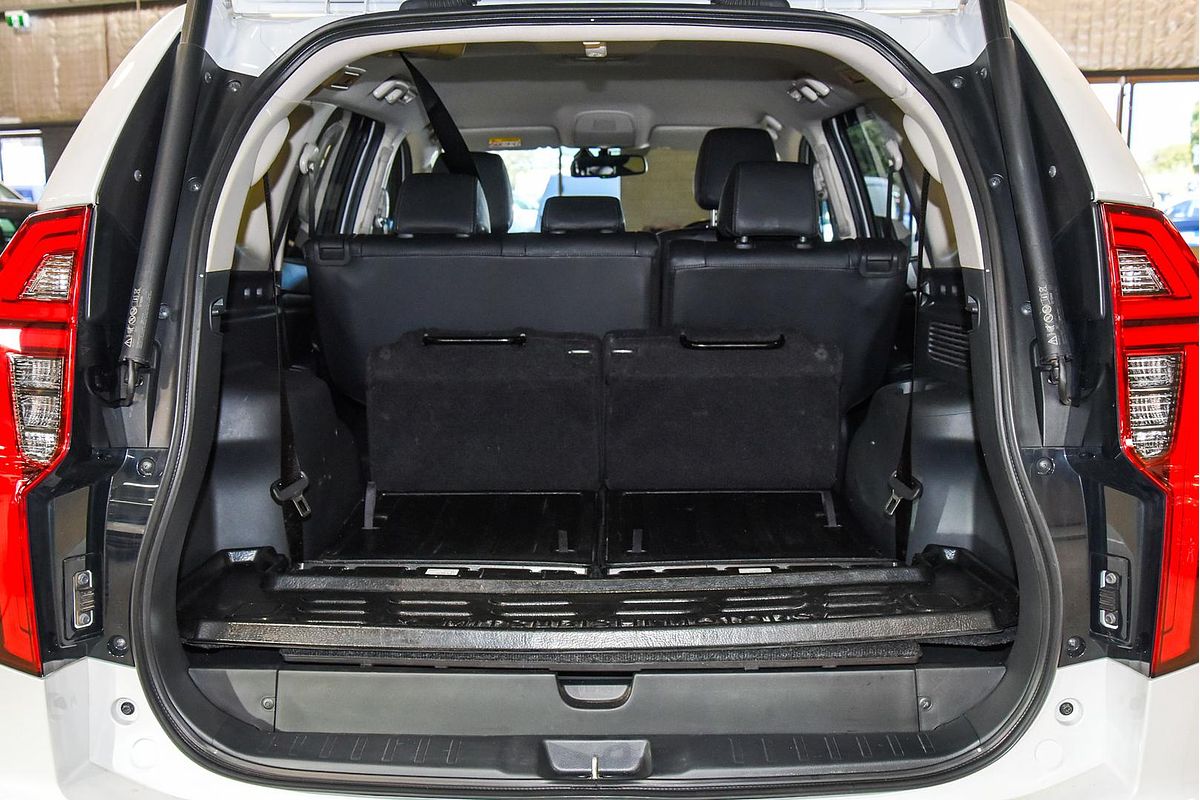 2022 Mitsubishi Pajero Sport GLS QF
