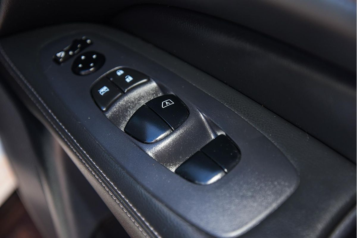 2019 Nissan Pathfinder ST R52 Series III